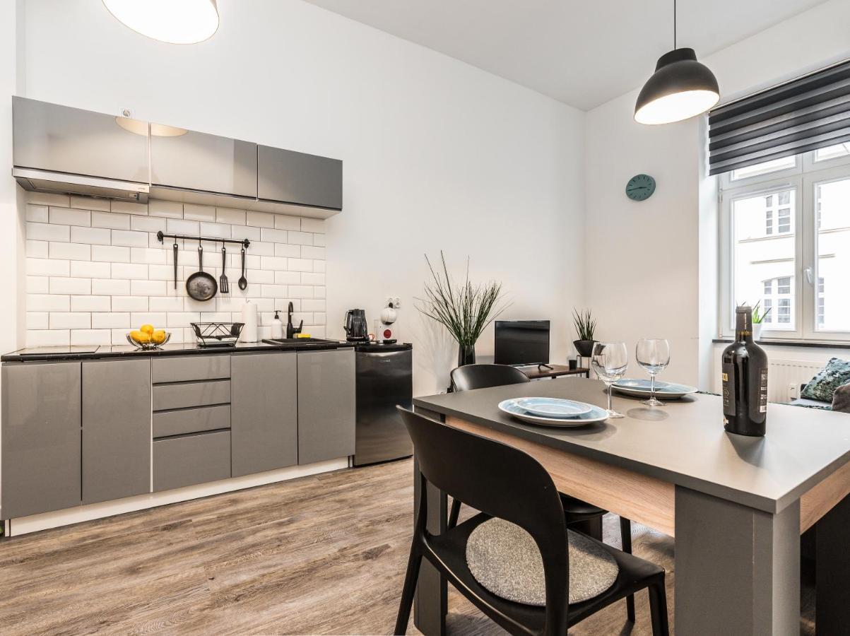 Apartament W Sercu Miasta Poznan Garbary 31 Экстерьер фото